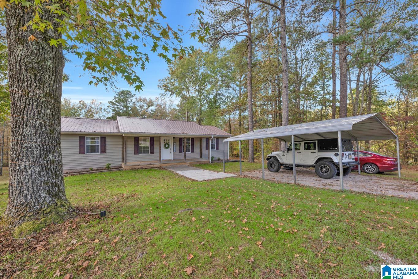 201 Briarfield Road Warrior, AL 35180 - Photo 2 of 36