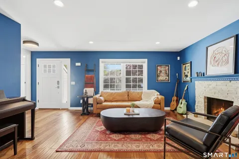 $875,000 | 71 Elizabeth Avenue, Stamford, CT 06907