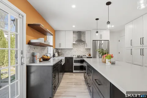 $875,000 | 71 Elizabeth Avenue, Stamford, CT 06907