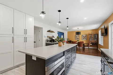 $875,000 | 71 Elizabeth Avenue, Stamford, CT 06907
