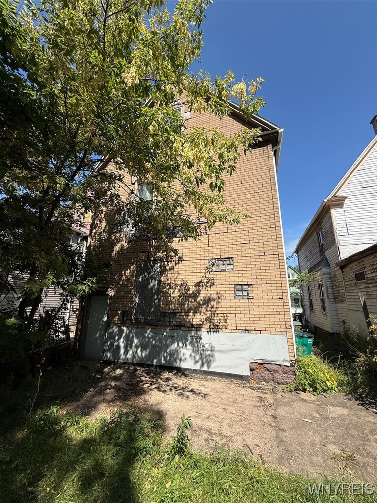 511 Winslow Avenue Buffalo, NY 14211 - Photo 4 of 23