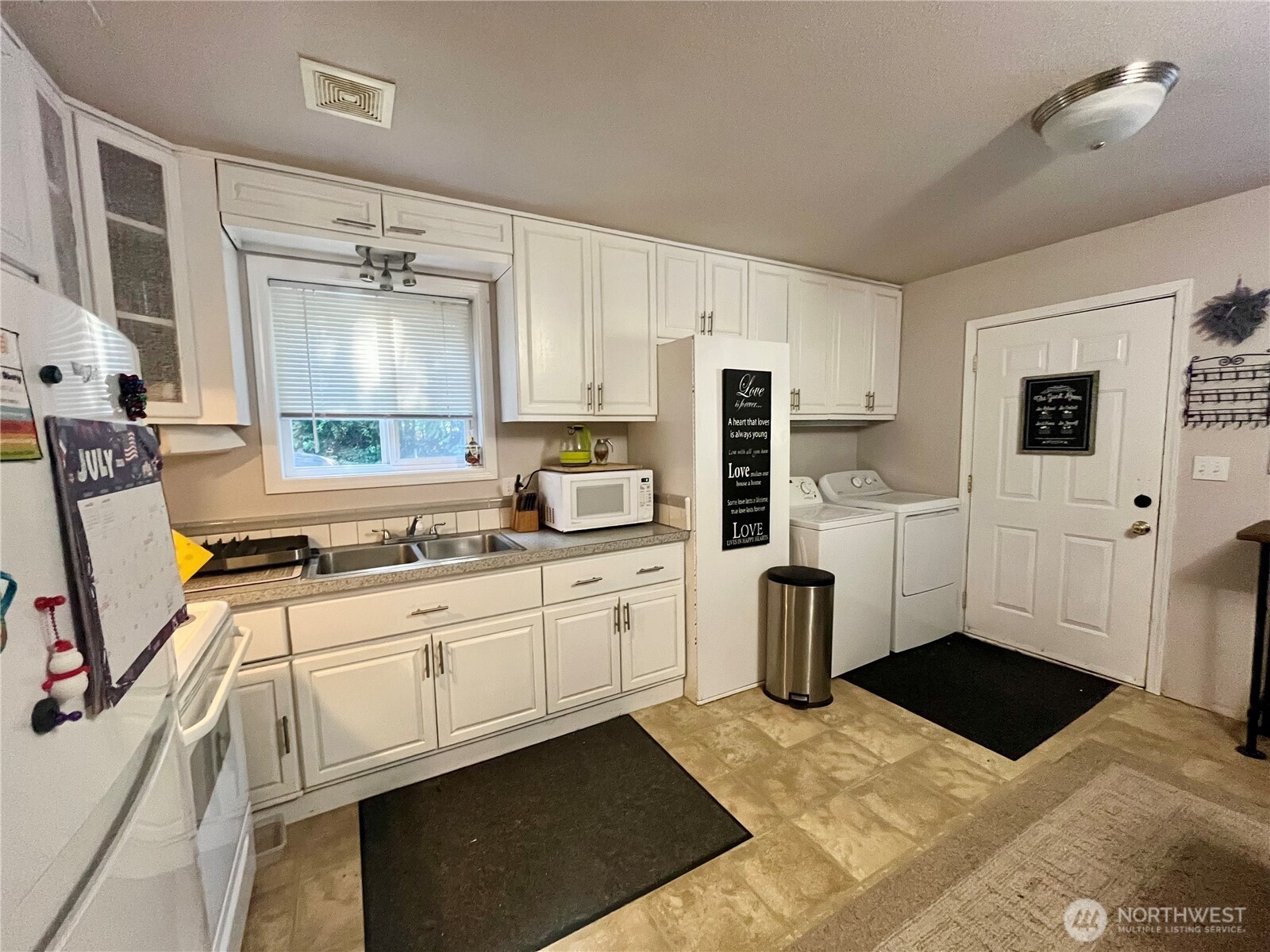 332 Rhododendron Drive Sequim, WA 98382 - Photo 26 of 33