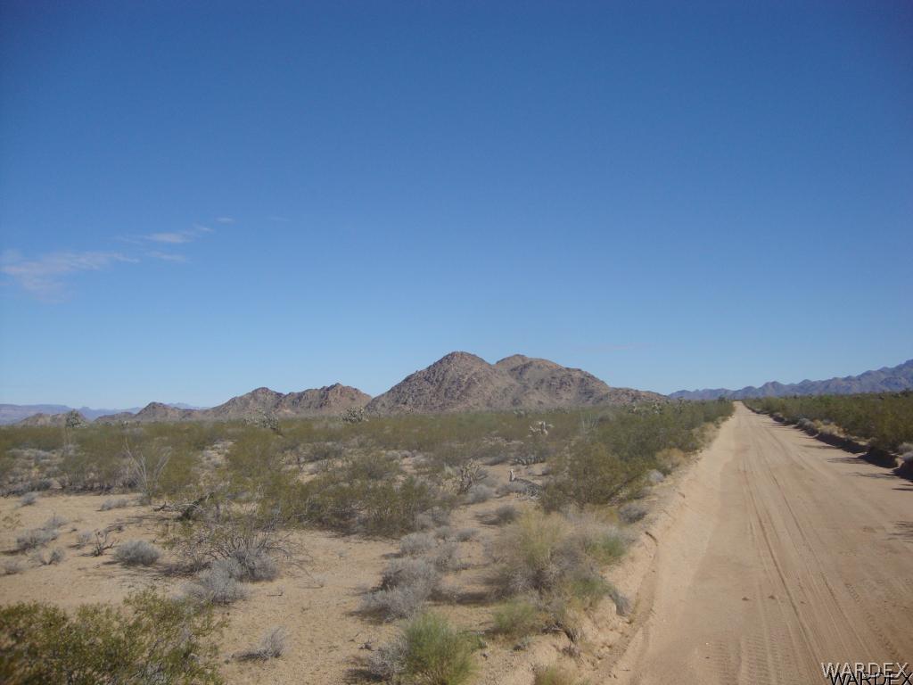 3386 Doc Holliday Road Yucca, AZ 86438 - Photo 9 of 18
