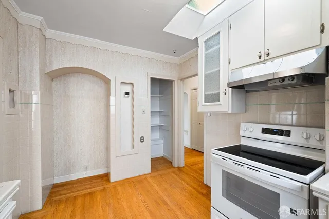 $1,295,000 | 1653 16th Avenue, San Francisco, CA 94122