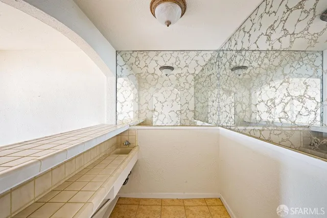 $1,295,000 | 1653 16th Avenue, San Francisco, CA 94122