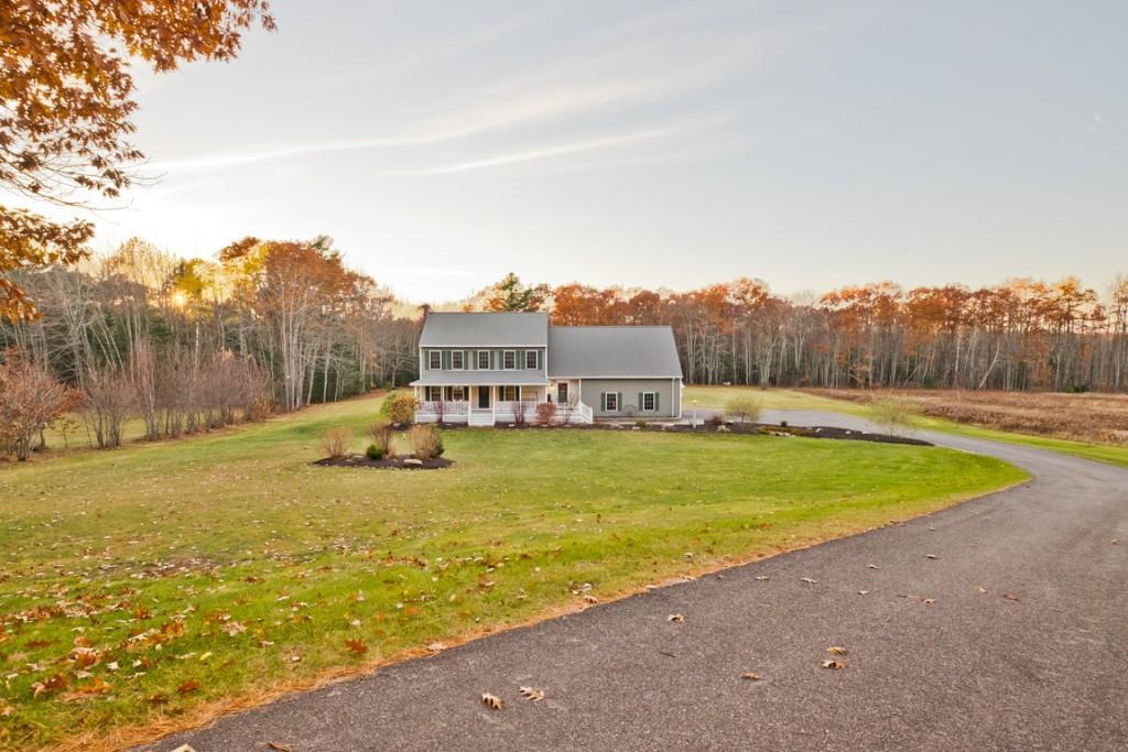176 Hight Road Biddeford, ME 04005 - Photo 2 of 35 Set back and private on over 3 acres!