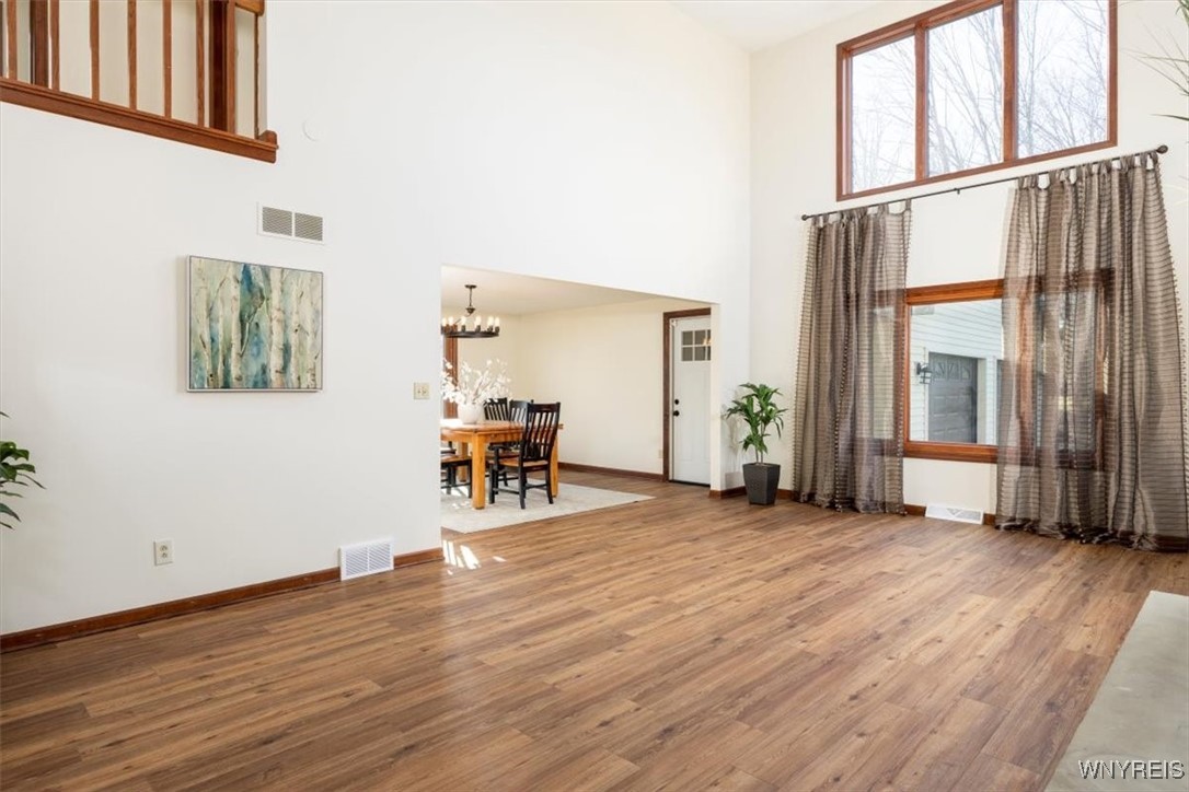 13111 Martin Road Newstead, NY 14001 - Photo 4 of 47 Living room