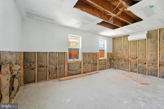 $305,000 | 4 West Overlea Avenue, Baltimore, MD 21206