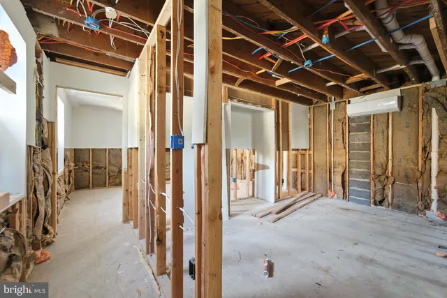 $305,000 | 4 West Overlea Avenue, Baltimore, MD 21206