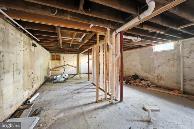 $305,000 | 4 West Overlea Avenue, Baltimore, MD 21206