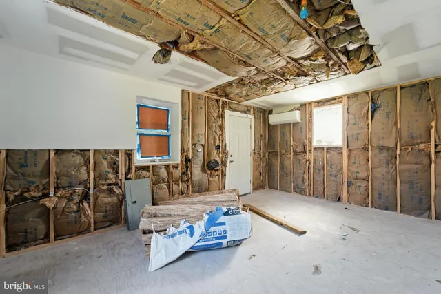 $305,000 | 4 West Overlea Avenue, Baltimore, MD 21206