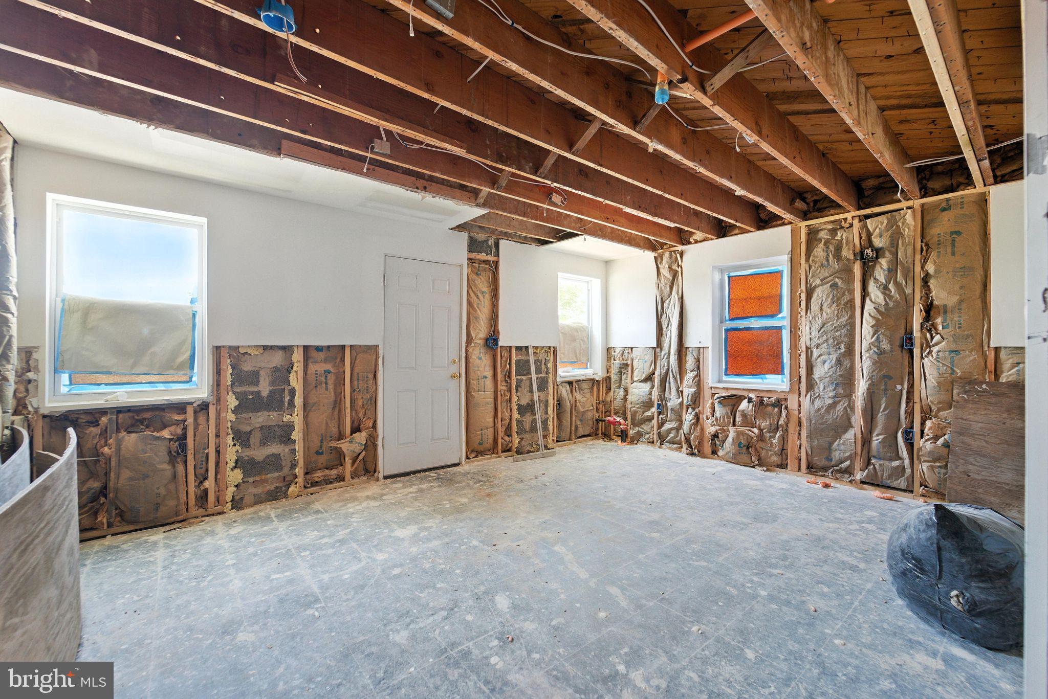 4 West Overlea Avenue Baltimore, MD 21206 - Photo 10 of 30