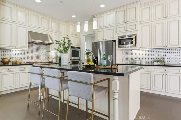 $1,999,000 | 16 Dahlia, Lake Forest, CA 92630