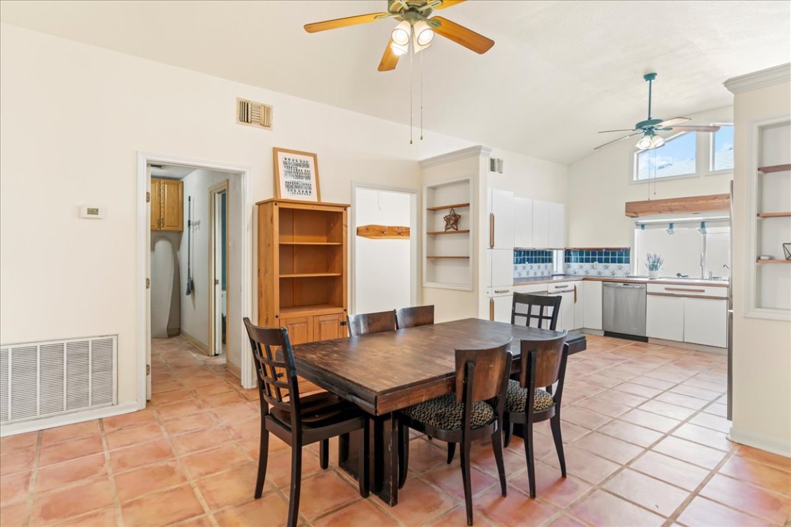 9 Ridgewood Circle Wimberley, TX 78676 - Photo 10 of 30