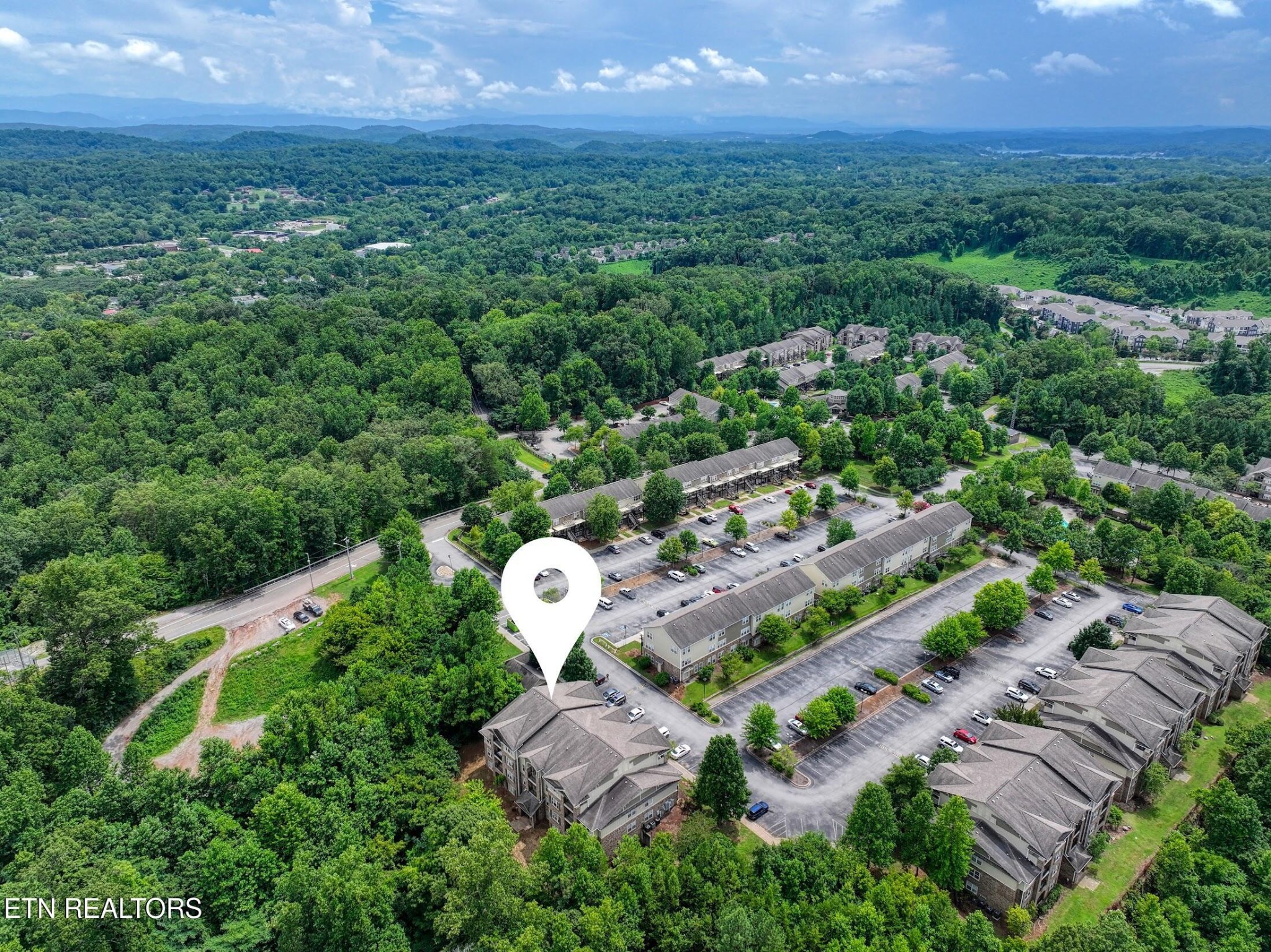 3720 Spruce Ridge Way, Unit 2232 Knoxville, TN 37920 - Photo 3 of 25