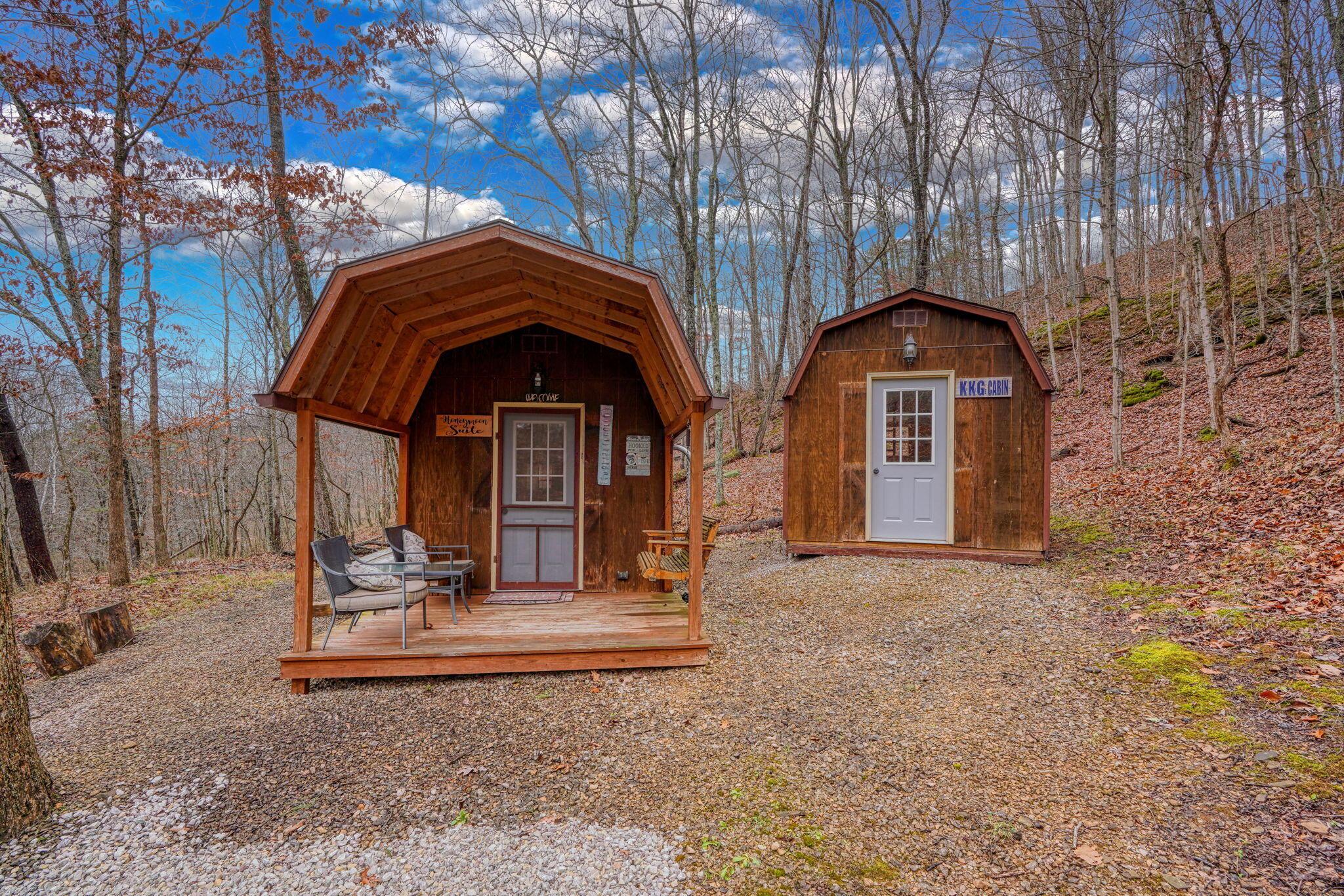 640 Taylor Road Gallipolis, OH 45631 - Photo 18 of 71 Guest cabins