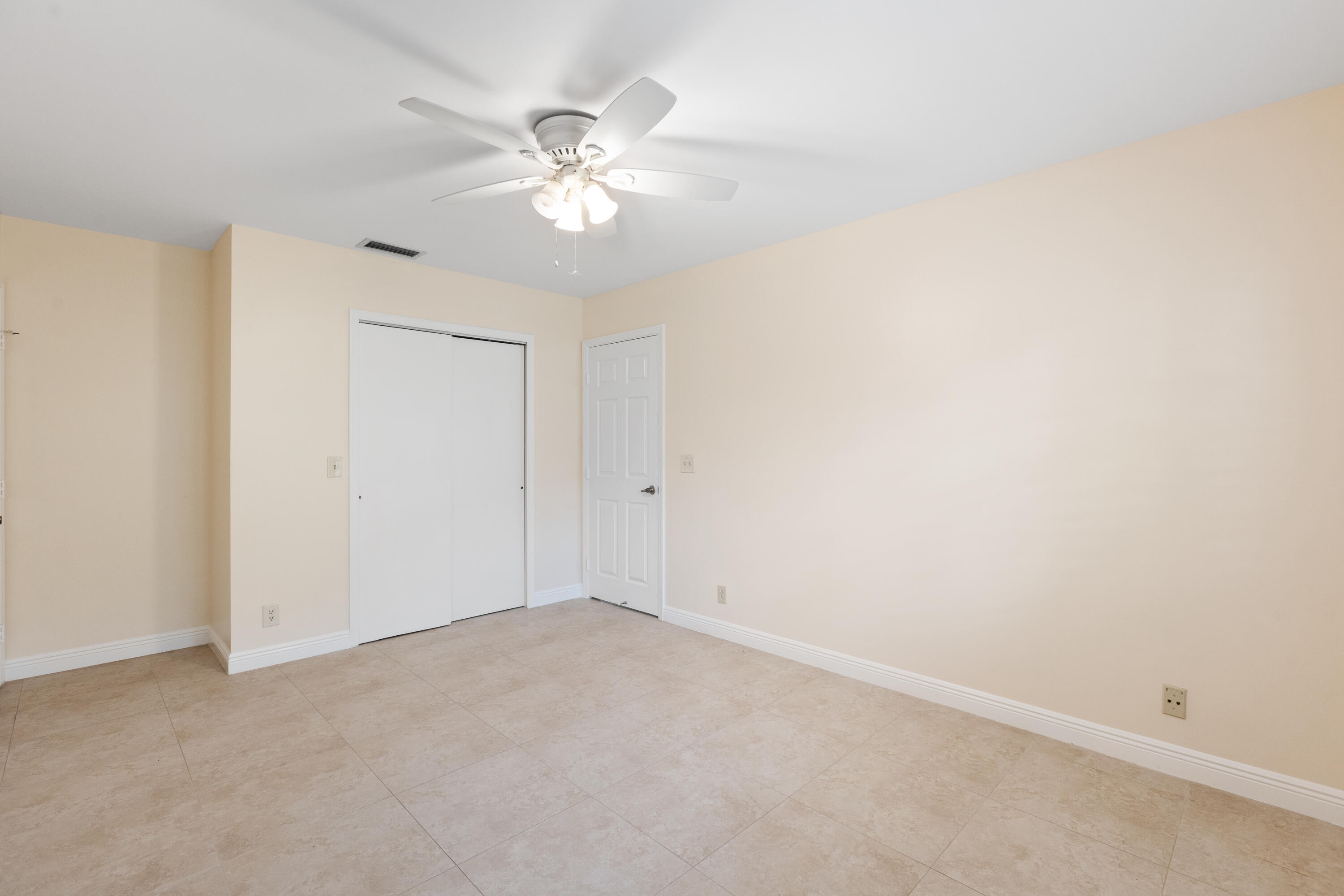 1350 Southwest 2nd Street Boca Raton, FL 33486 - Photo 9 of 38 FU8A5622