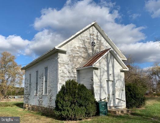 587 Richardson Road Strasburg, VA 22657 - Photo 1 of 11 Front