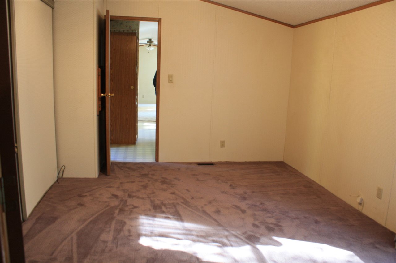 128 Waldron Road Farmington, NH 03835 - Photo 5 of 10