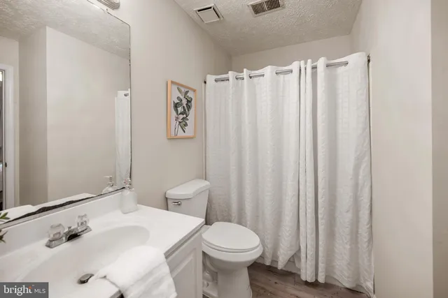 $370,000 | 7967 Calvary Court, Manassas, VA 20109