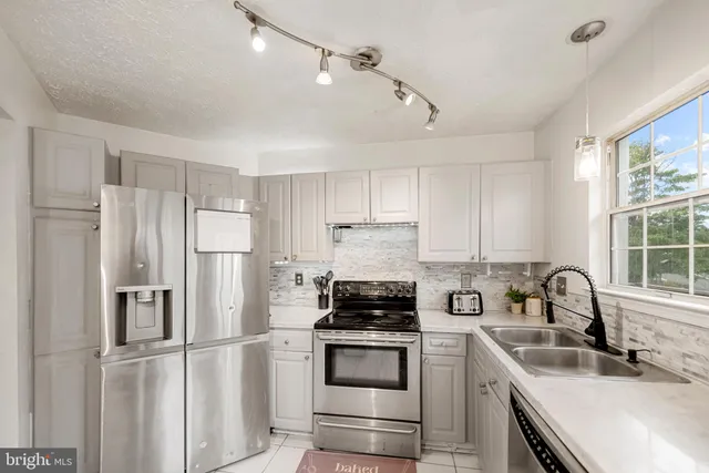 $370,000 | 7967 Calvary Court, Manassas, VA 20109