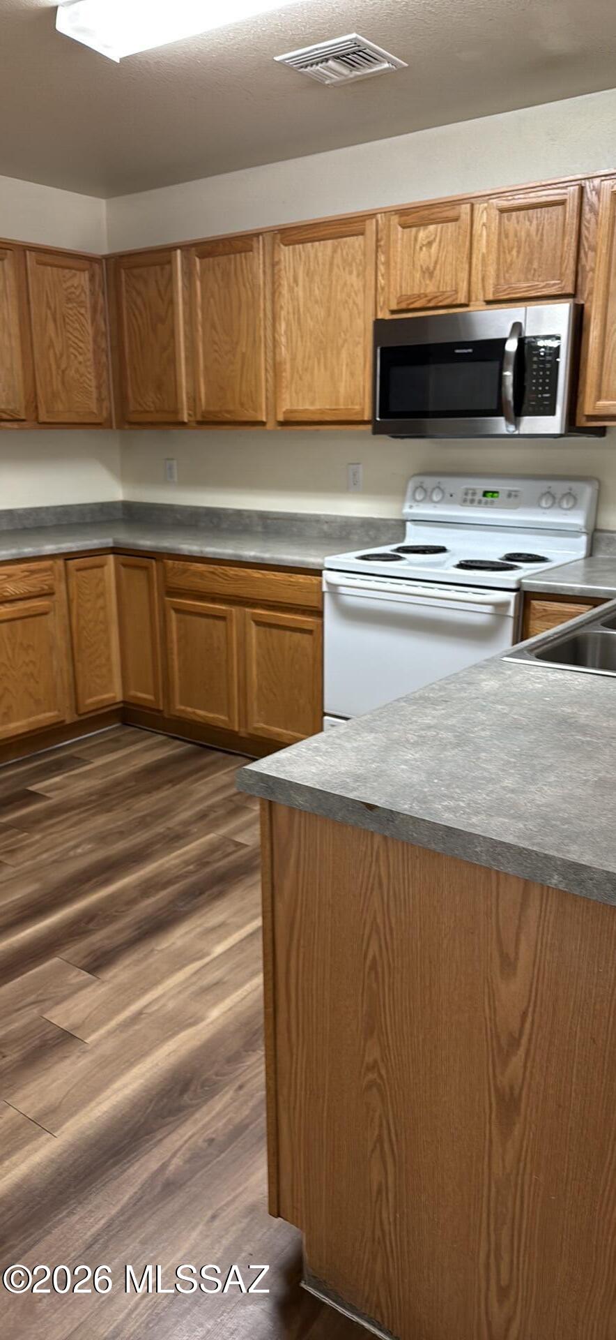 2393 West Rau River Road Tucson, AZ 85705 - Photo 6 of 11