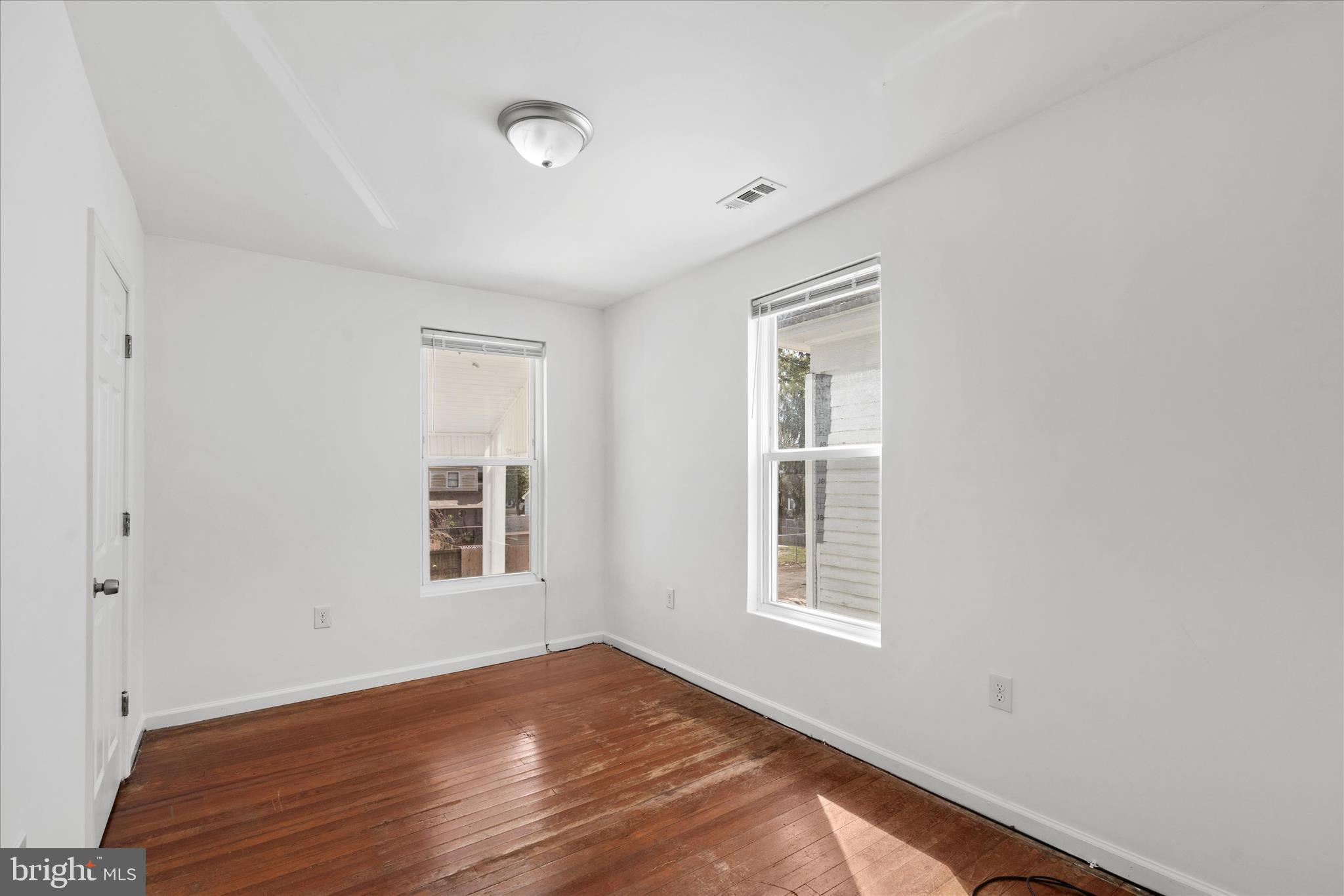 302 Hazel Avenue Salisbury, MD 21801 - Photo 29 of 37 Third Bedroom