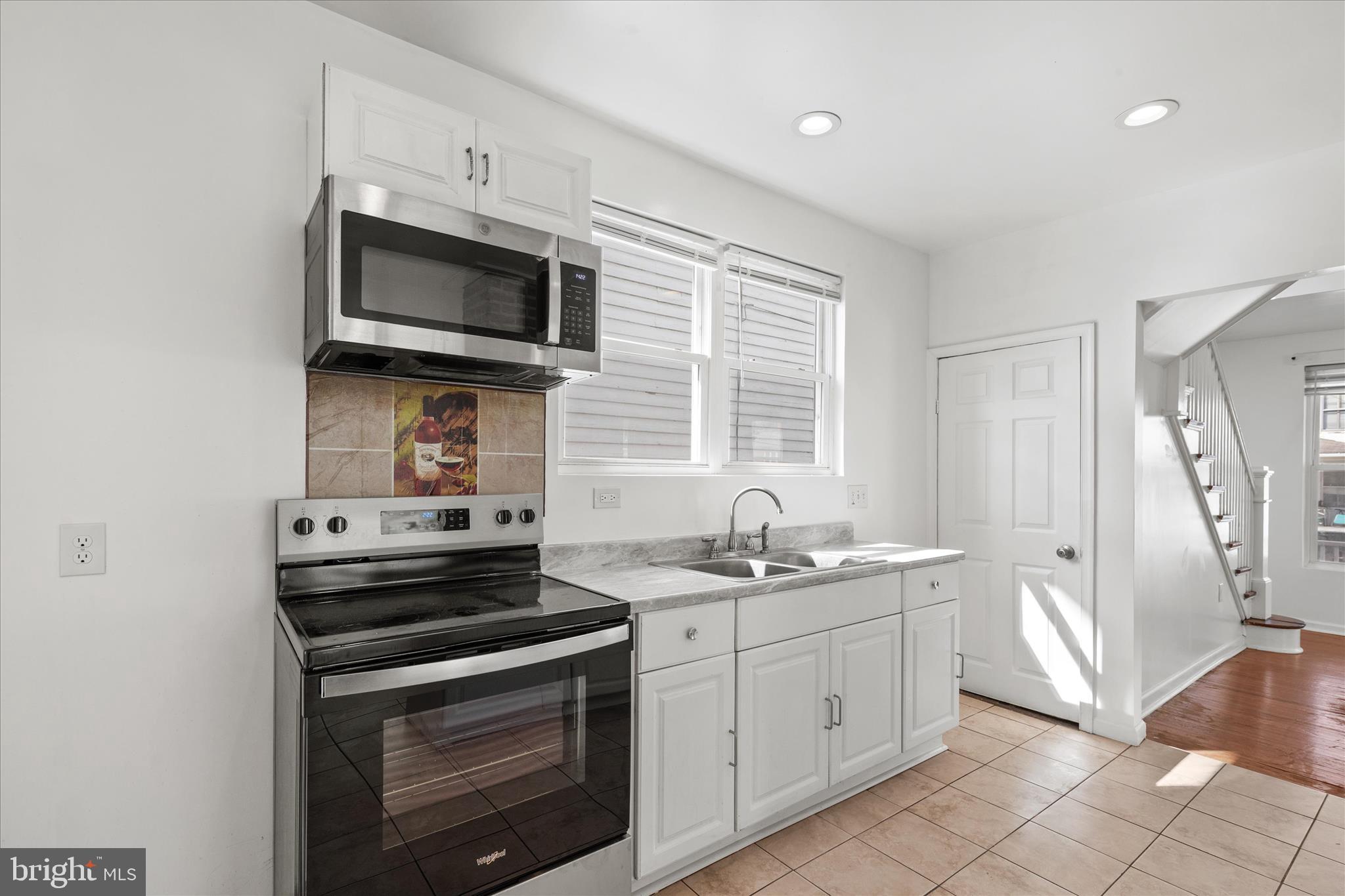302 Hazel Avenue Salisbury, MD 21801 - Photo 9 of 37 Kitchen
