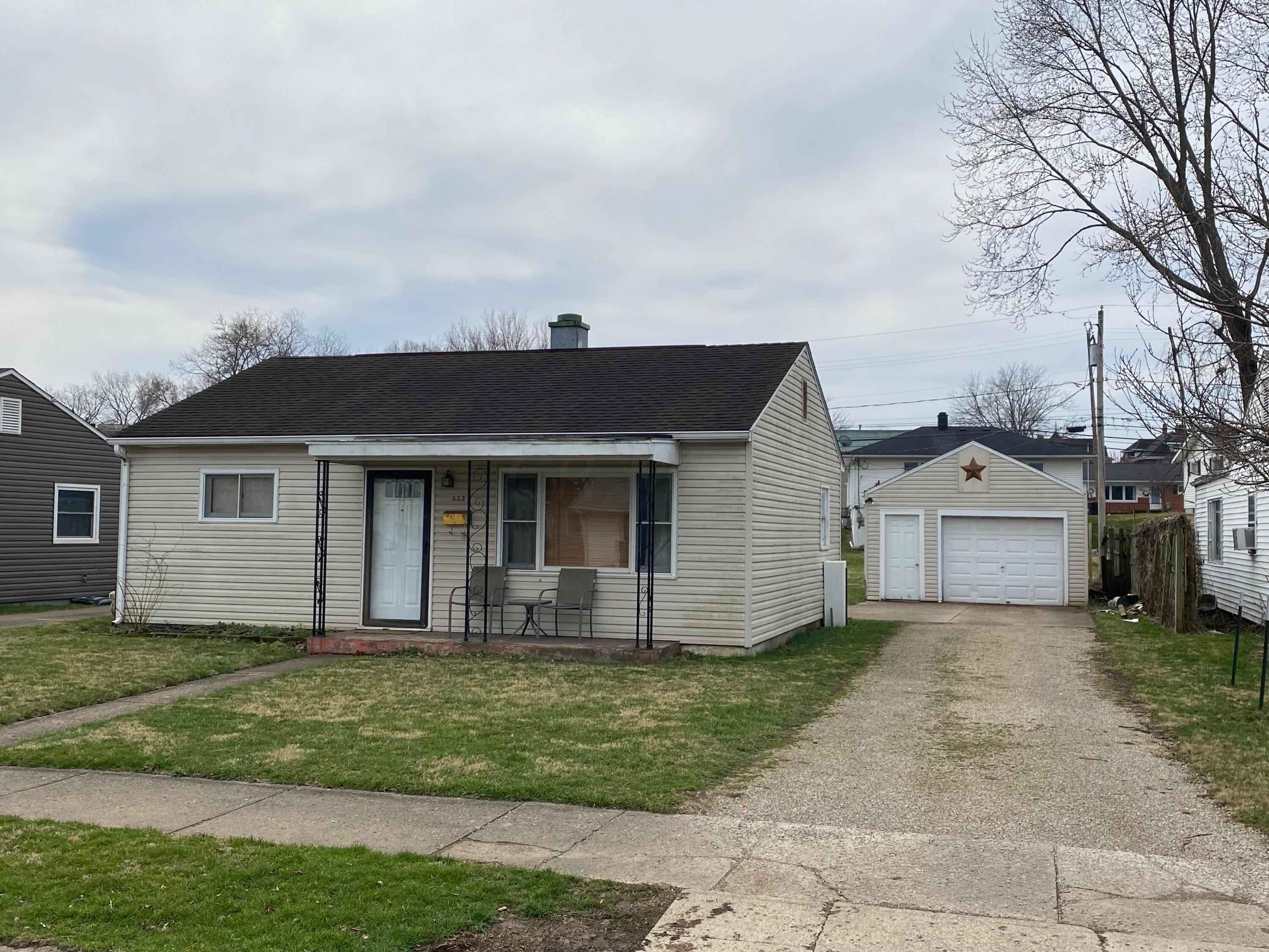 433 Ruth Avenue Circleville, OH 43113 - Photo 1 of 25 IMG_1660