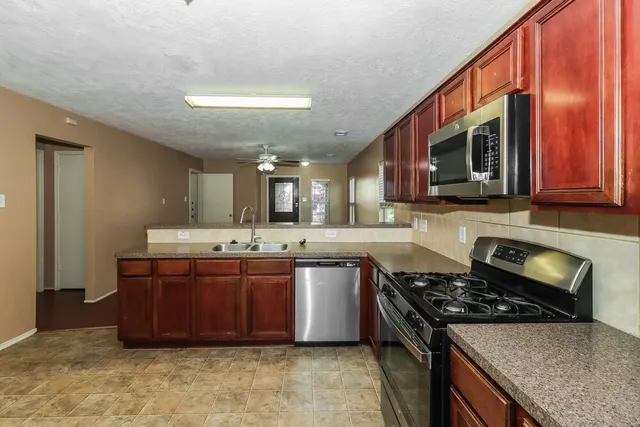 $1,850 | 20515 Fairworth Pl Lane, Cypress, TX 77433