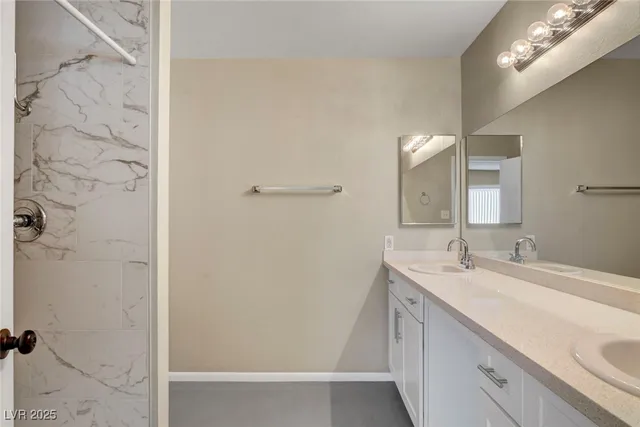 $3,500 | 3215 Mountain Spring Road, Las Vegas, NV 89146