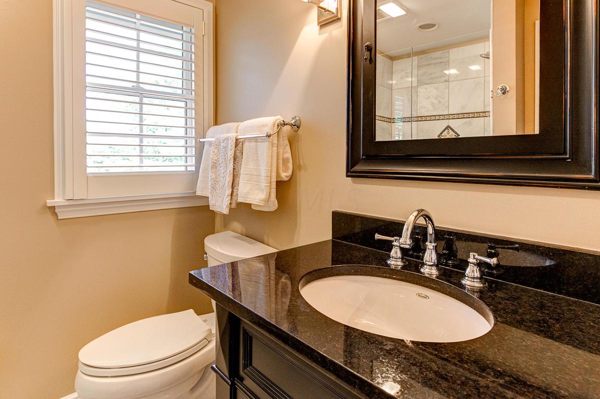 2633 York Road Columbus, OH 43221 - Photo 34 of 45