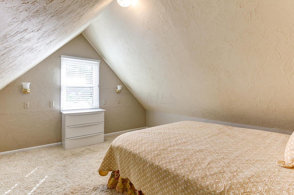 2633 York Road Columbus, OH 43221 - Photo 35 of 45