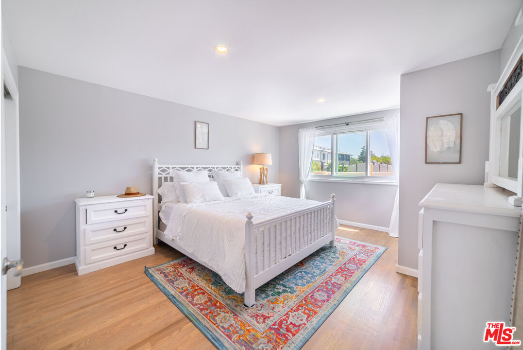 434 West Maple Avenue El Segundo, CA 90245 - Photo 12 of 26