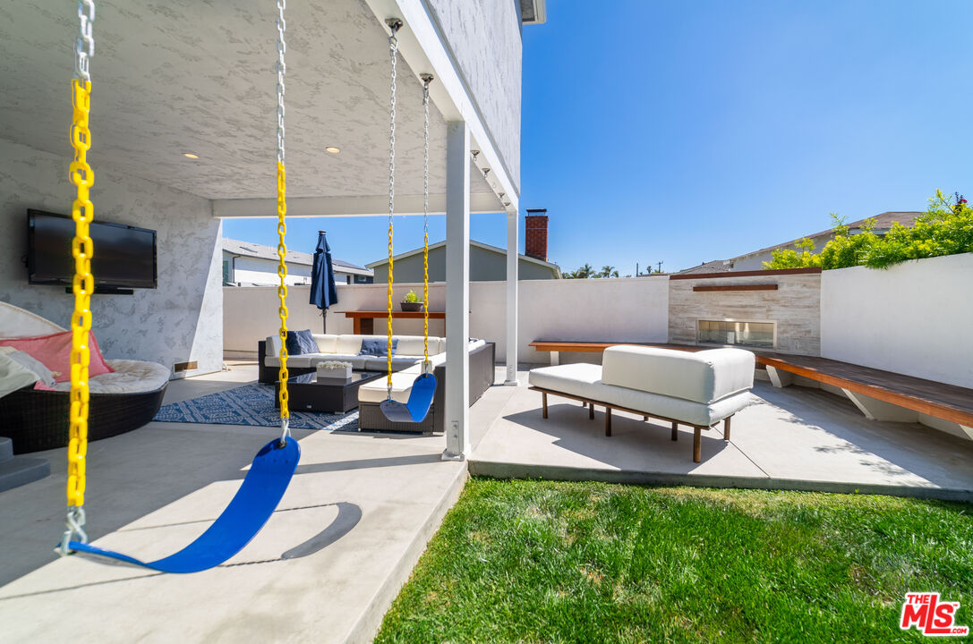 434 West Maple Avenue El Segundo, CA 90245 - Photo 23 of 26