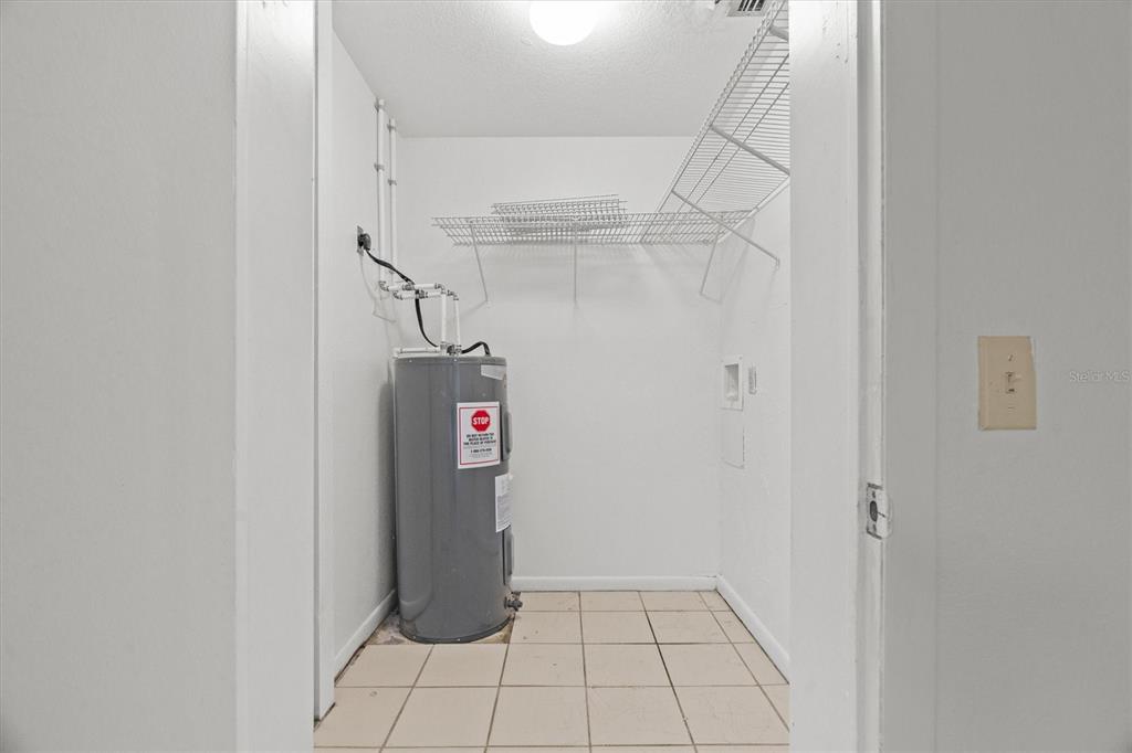 27242 Sunnybrook Road Punta Gorda, FL 33983 - Photo 32 of 36 a view of entryway