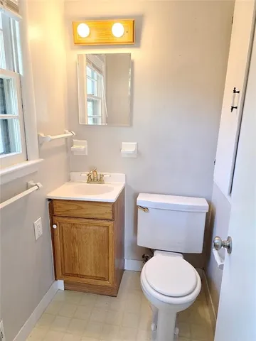 $375,000 | 5007 Outlook Street, Mission, KS 66202