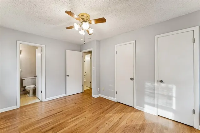 $375,000 | 5007 Outlook Street, Mission, KS 66202