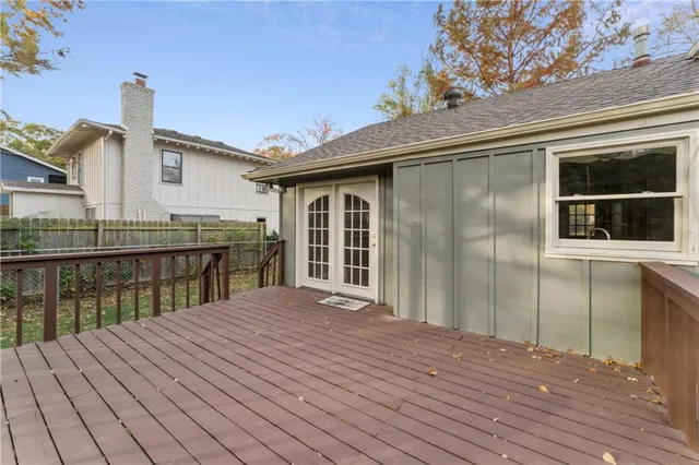 $375,000 | 5007 Outlook Street, Mission, KS 66202