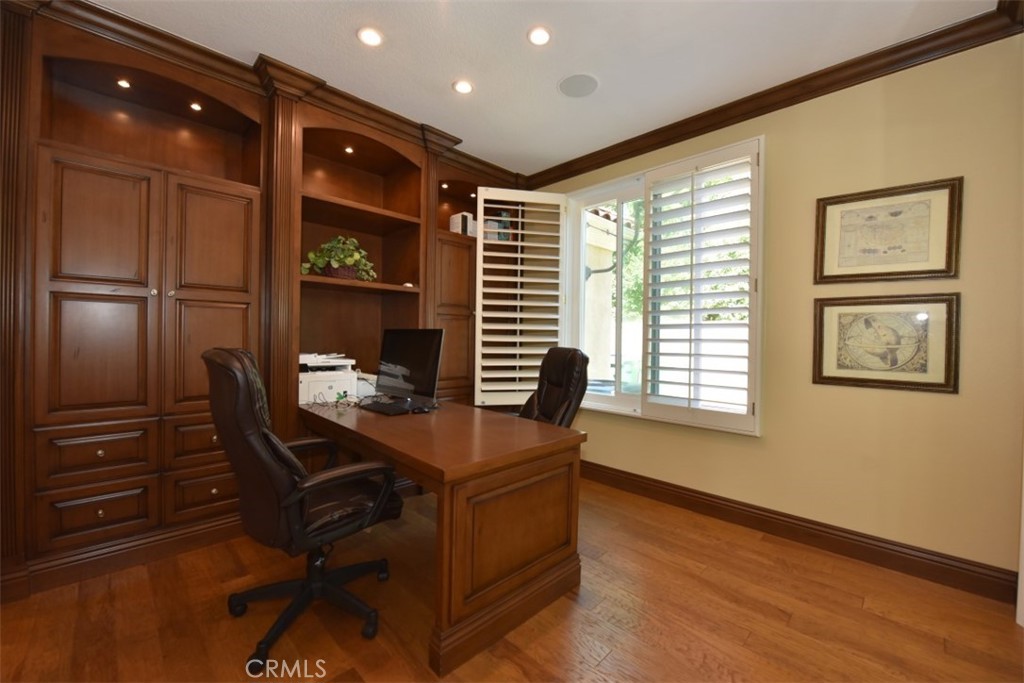 12 Brigadier Irvine, CA 92603 - Photo 15 of 50 a dining room with furniture and window