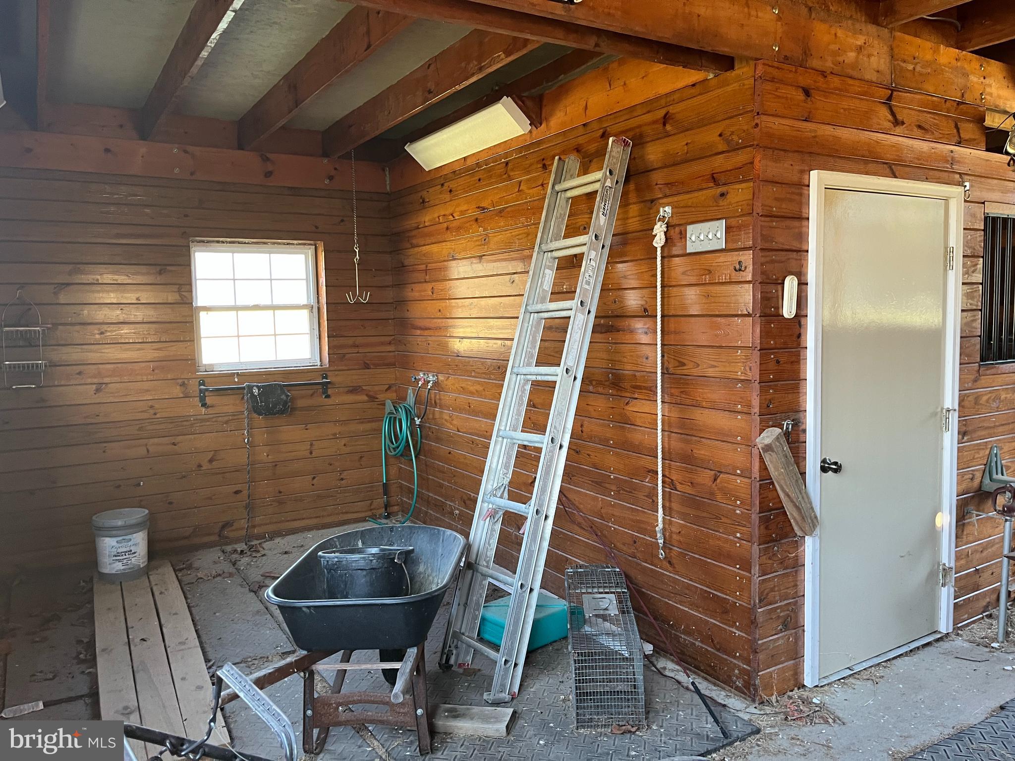 37030 North Fork Road Purcellville, VA 20132 - Photo 7 of 11