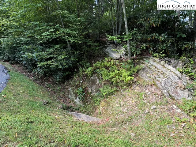 $89,900 | Lot 1 Fieldstone Hts Drive, Blowing Rock, NC 28605