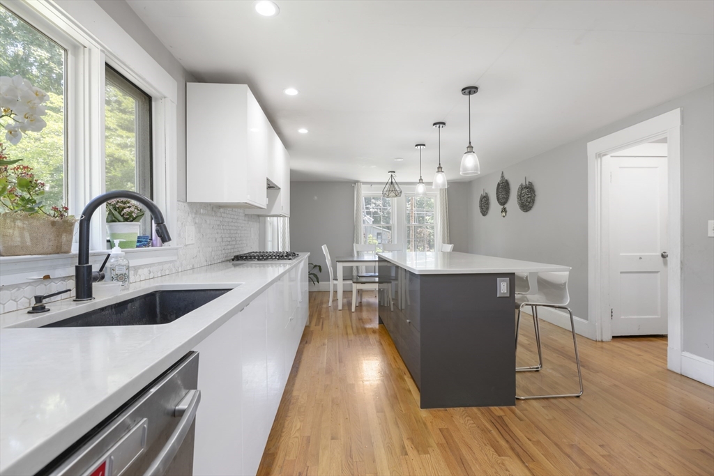 665 South Main Street Sharon, MA 02067 - Photo 10 of 23