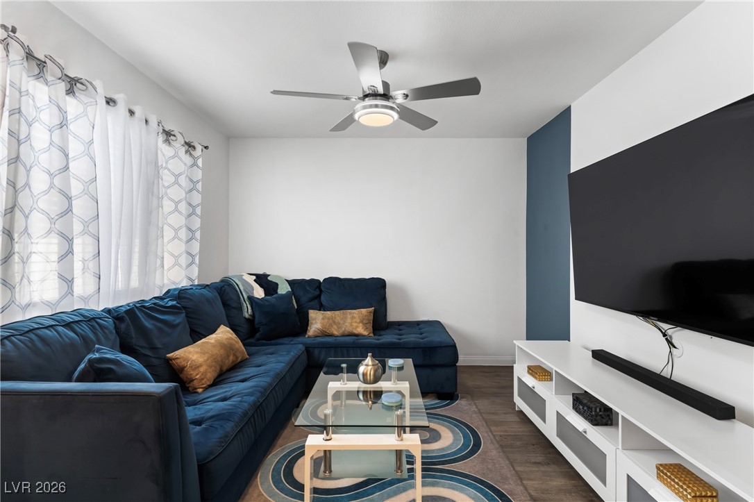 12232 Azure Gate Road, Unit 4 Las Vegas, NV 89183 - Photo 10 of 58