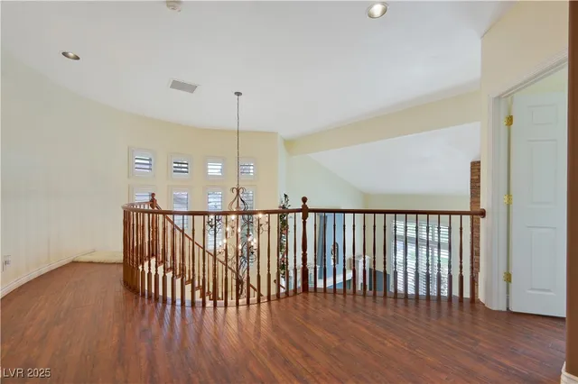 $808,800 | 10 Gulf Pines Avenue, Las Vegas, NV 89148