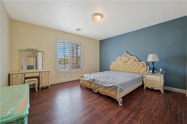 $808,800 | 10 Gulf Pines Avenue, Las Vegas, NV 89148