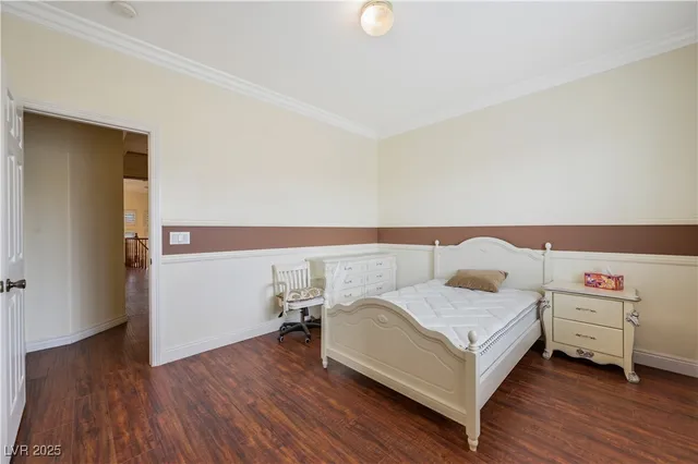 $808,800 | 10 Gulf Pines Avenue, Las Vegas, NV 89148