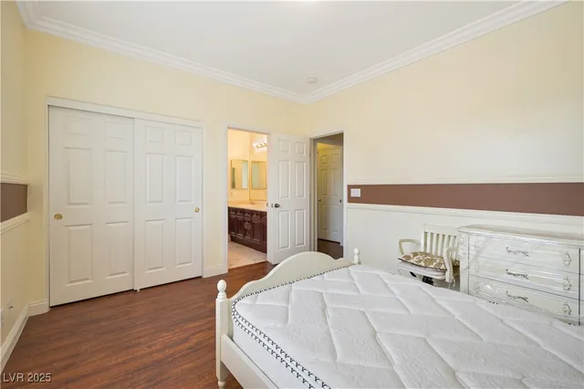 $808,800 | 10 Gulf Pines Avenue, Las Vegas, NV 89148