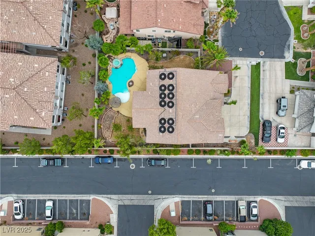 $808,800 | 10 Gulf Pines Avenue, Las Vegas, NV 89148