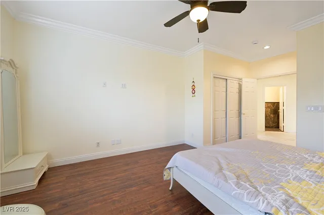 $808,800 | 10 Gulf Pines Avenue, Las Vegas, NV 89148